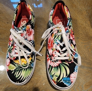 Vans Tropical Floral Hawaiian Canvas Sneakers‎  Size 6.5